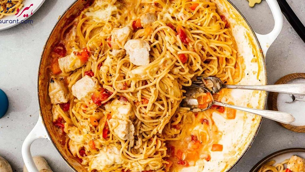 اسپاگتی با مرغ
